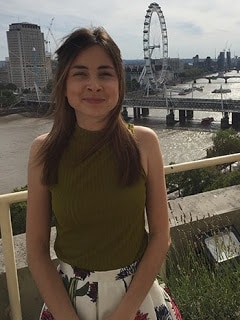 Beth, frente al London Eye